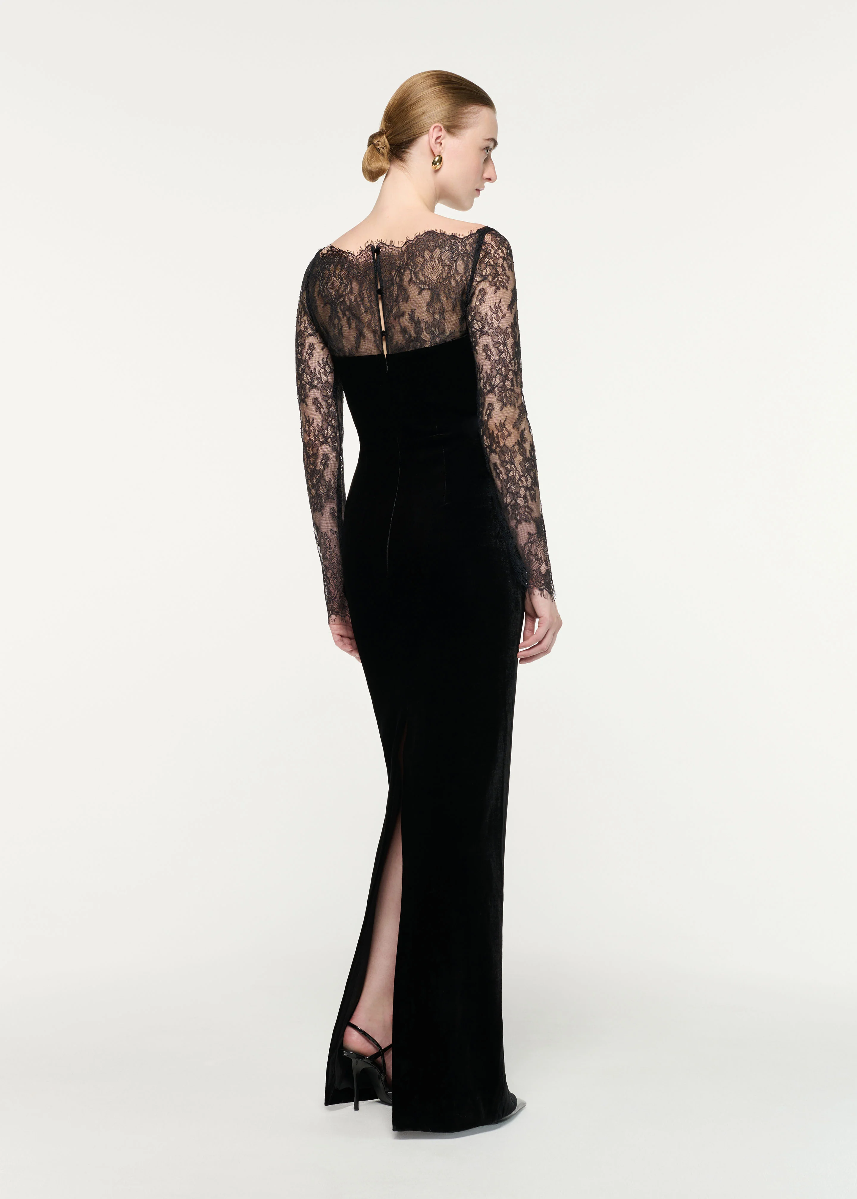 Scalloped Lace And Velvet Gown - Image 3
